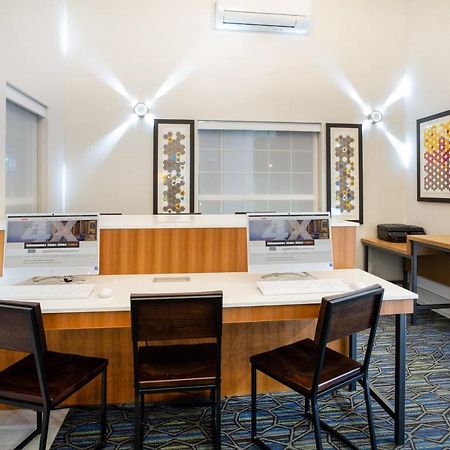 Holiday Inn Express & Suites Lincoln City By Ihg Екстериор снимка