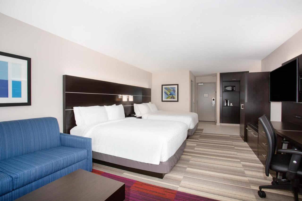 Holiday Inn Express & Suites Lincoln City By Ihg Стая снимка