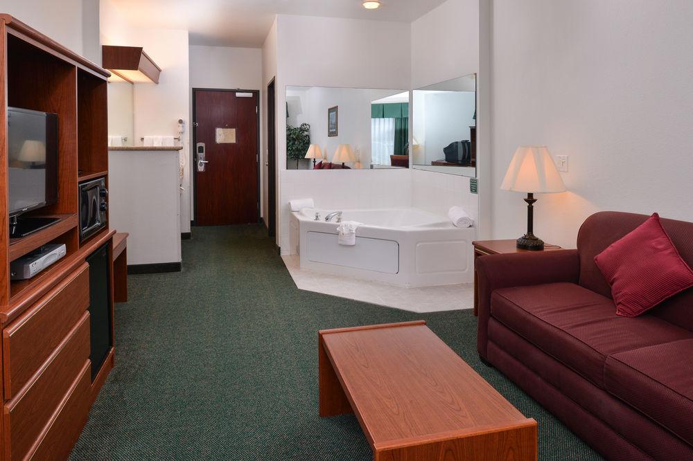 Holiday Inn Express & Suites Lincoln City By Ihg Екстериор снимка