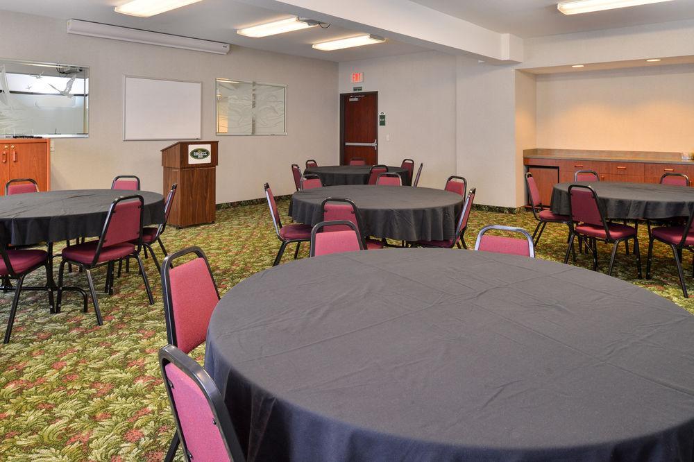 Holiday Inn Express & Suites Lincoln City By Ihg Екстериор снимка
