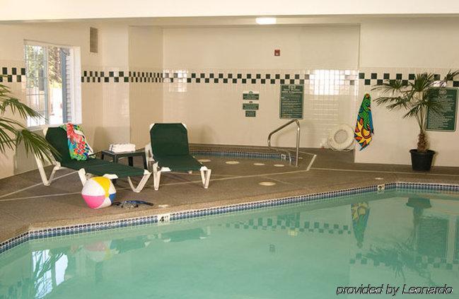 Holiday Inn Express & Suites Lincoln City By Ihg Екстериор снимка
