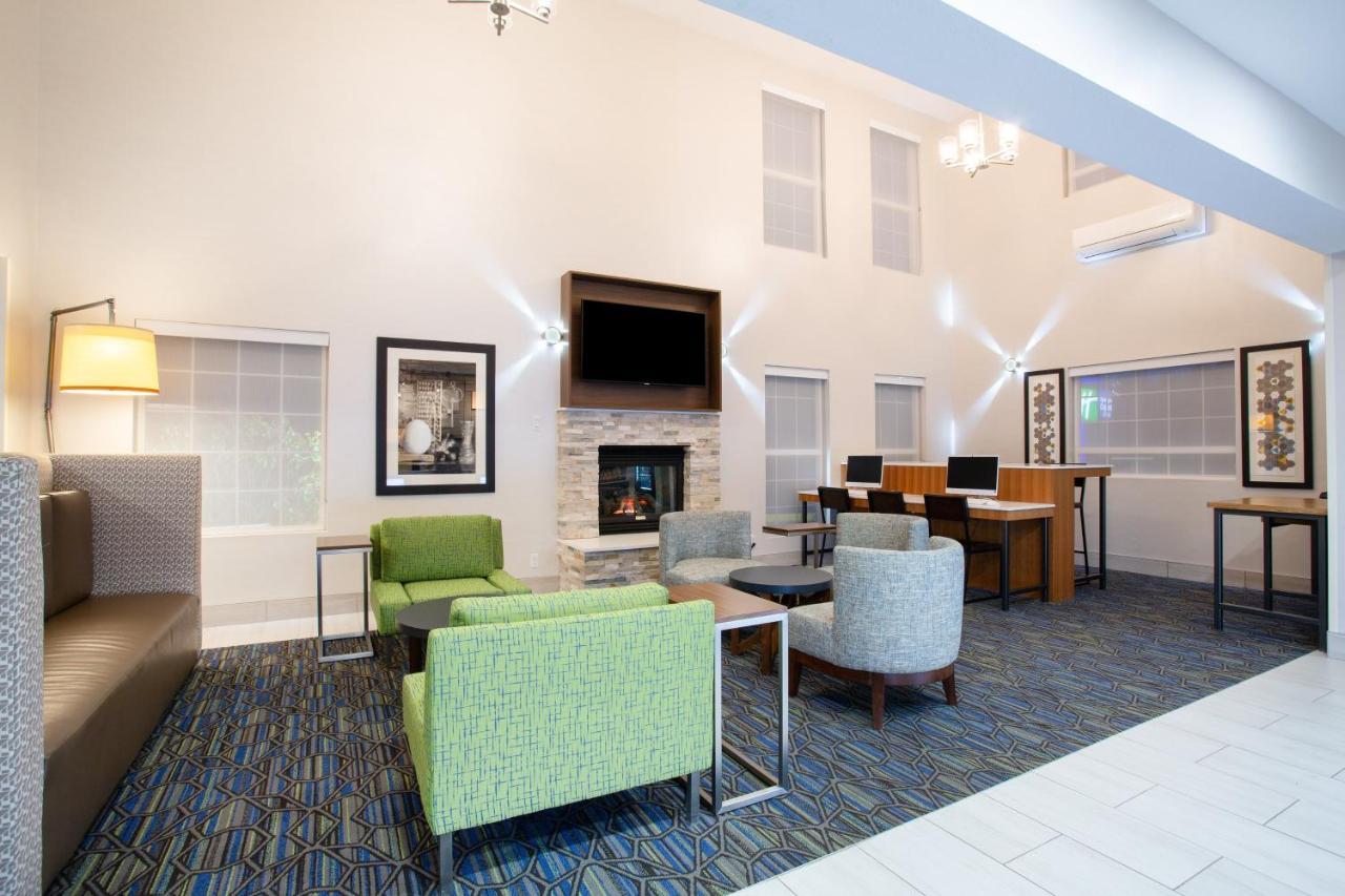 Holiday Inn Express & Suites Lincoln City By Ihg Екстериор снимка